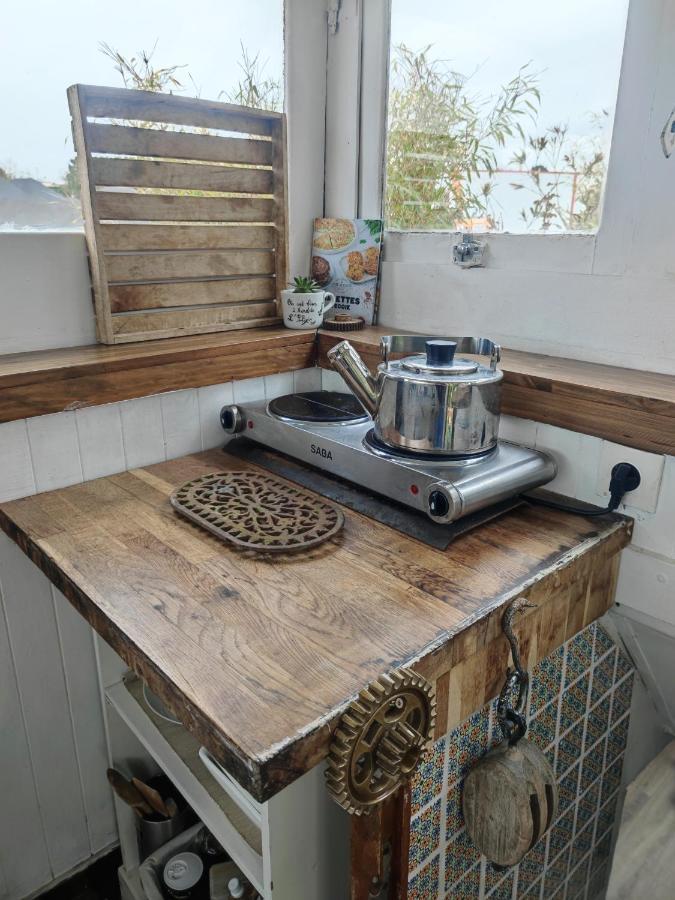Bateau Entre Lille Et Paris Bed & Breakfast Thourotte ภายนอก รูปภาพ