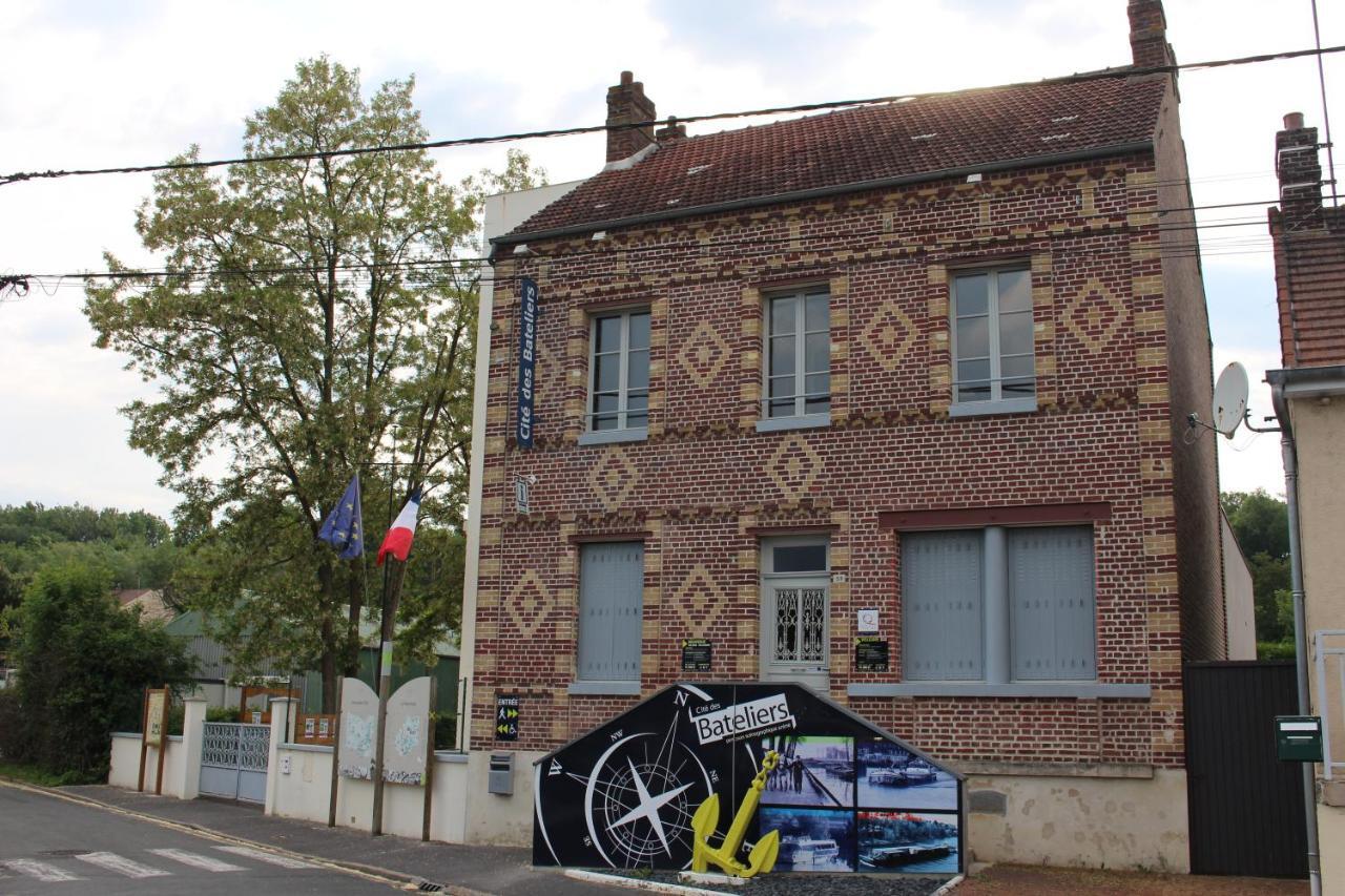 Bateau Entre Lille Et Paris Bed & Breakfast Thourotte ภายนอก รูปภาพ